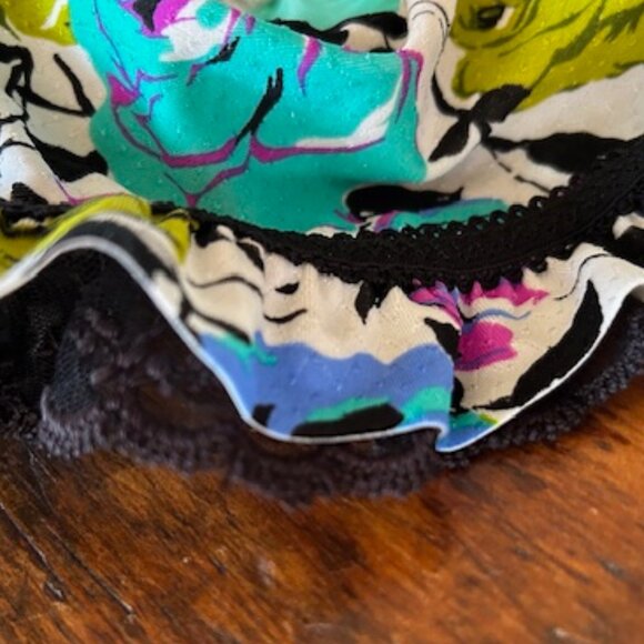 Betsey Johnson Floral Bikini Set - Picture 5 of 9